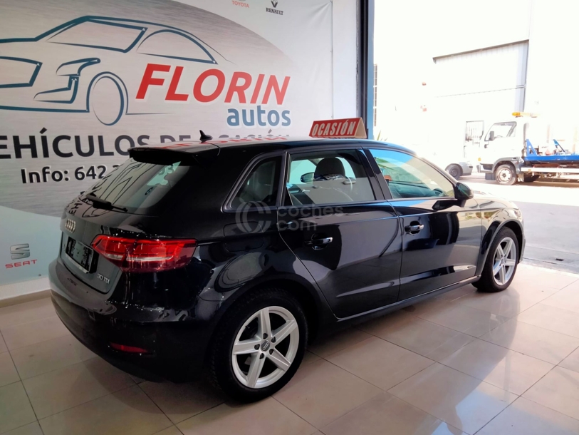 Foto del AUDI A3 Sportback 30 TDI 85kW