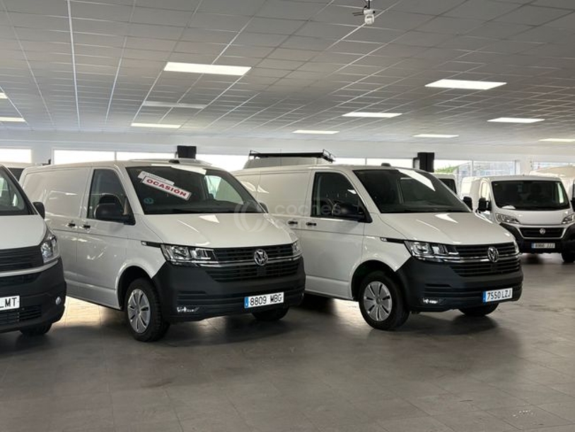 Foto del VOLKSWAGEN Transporter Furgón MRW 2.0TDI BMT 81kW