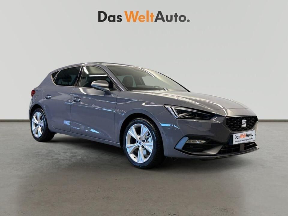 SEAT León (1.5 TSI S&S FR Special Edition 110 kW (150 CV)) en Burgos
