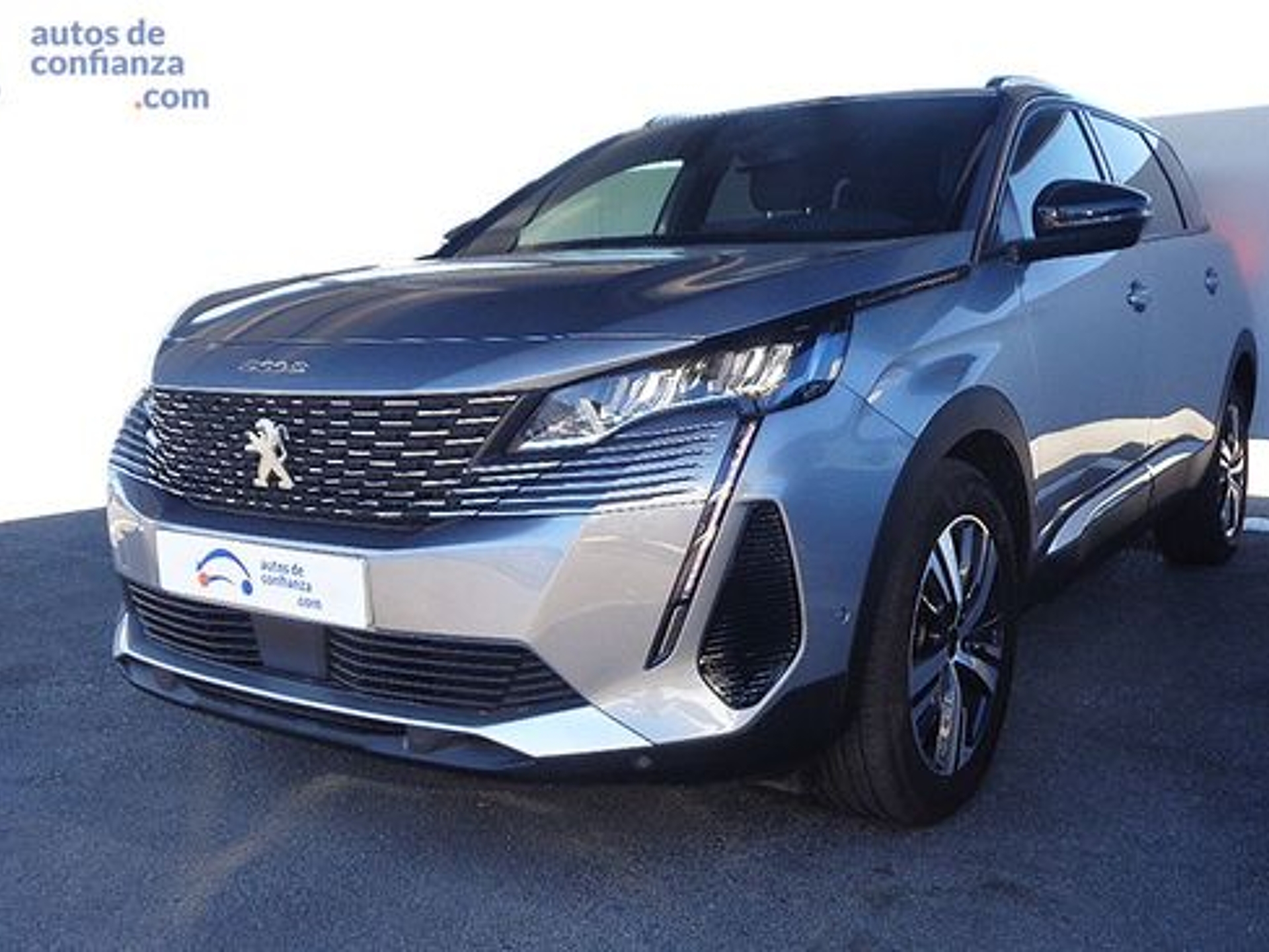 Imagen de PEUGEOT 5008