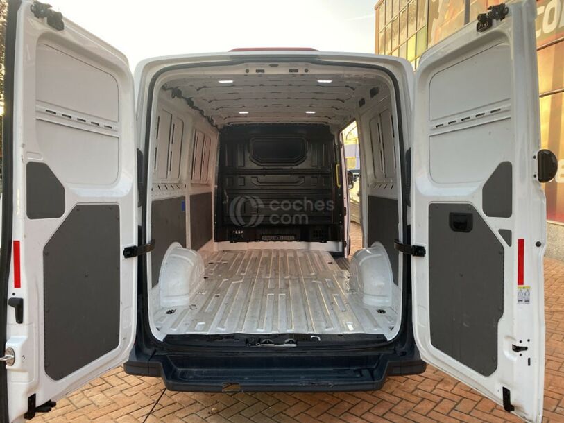 Foto del VOLKSWAGEN Crafter Furgón 2.0TDI SCR 30 BM L3H2 75kW