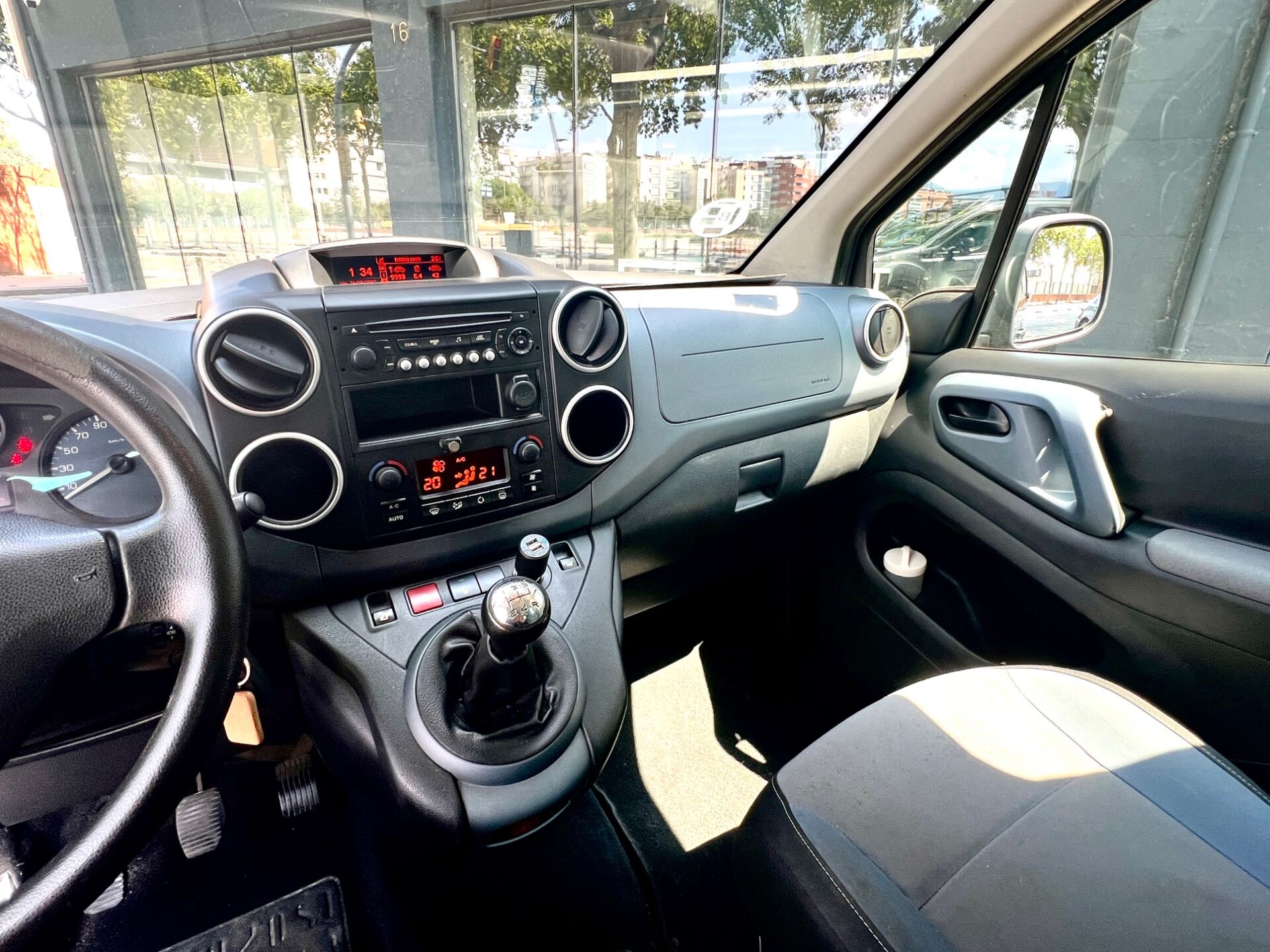 Imagen 2 de PEUGEOT Partner