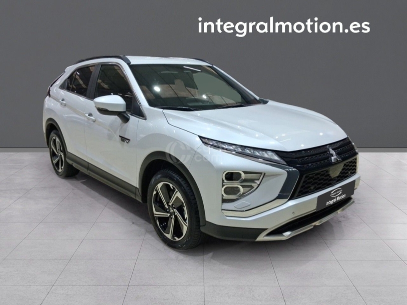 Foto del MITSUBISHI Eclipse Cross PHEV Kaiteki + 4WD