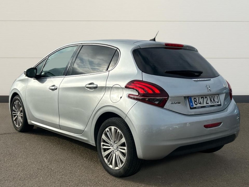 Foto del PEUGEOT 208 1.2 PureTech S&S Allure 110