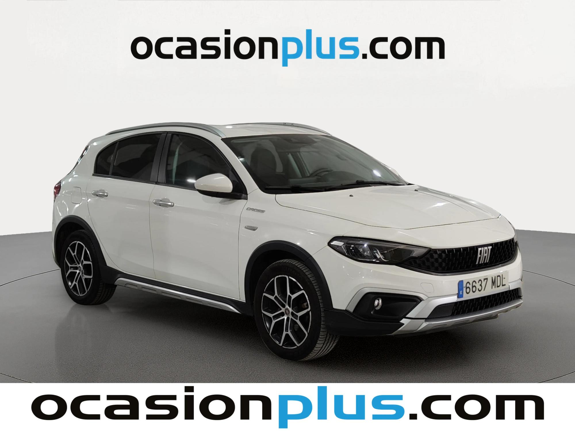 Foto del FIAT Tipo 1.5 Hybrid Cross DCT