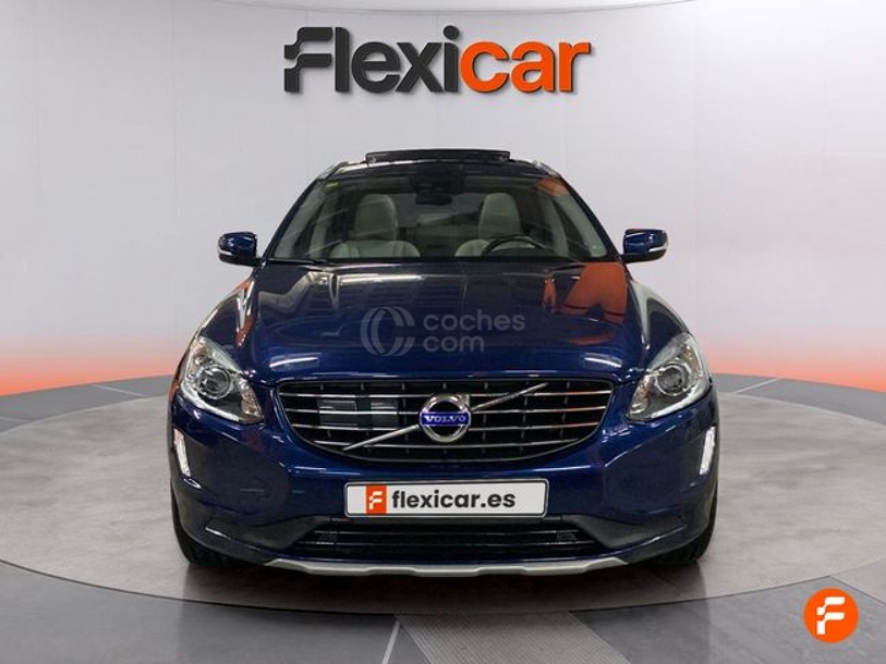 Foto del VOLVO XC60 D4 Momentum Aut. 181