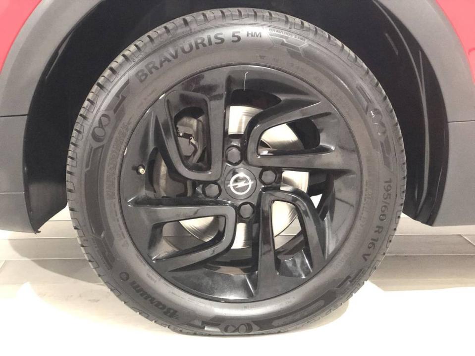 Foto del OPEL Crossland X 1.2T S&S Innovation 130