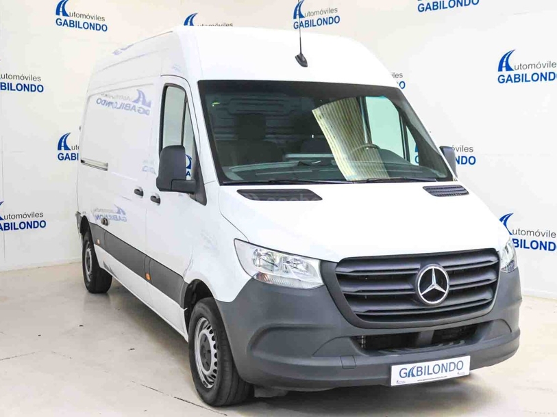 Foto del MERCEDES Sprinter Furgón 311CDI Medio T.E. tD