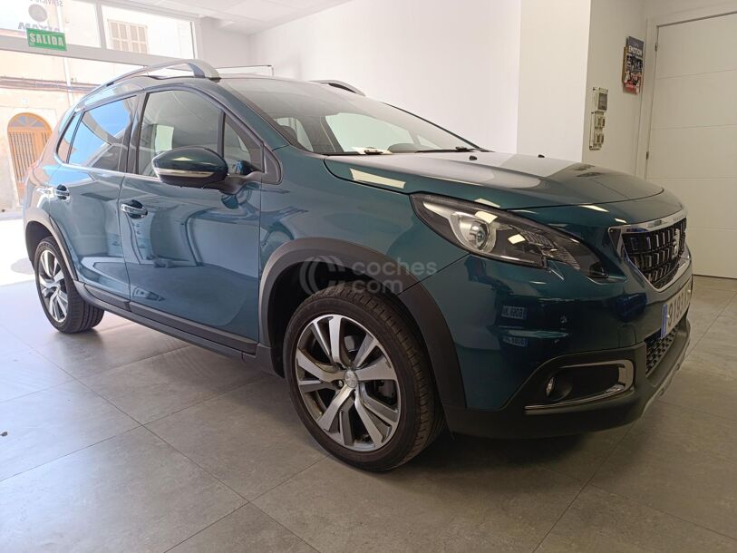 Foto del PEUGEOT 2008 1.2 PureTech S&S Allure 130