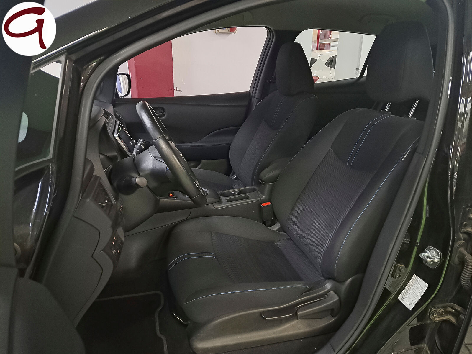 NISSAN Leaf (62kWh e+ Acenta 160 kW (217 CV)) en Madrid