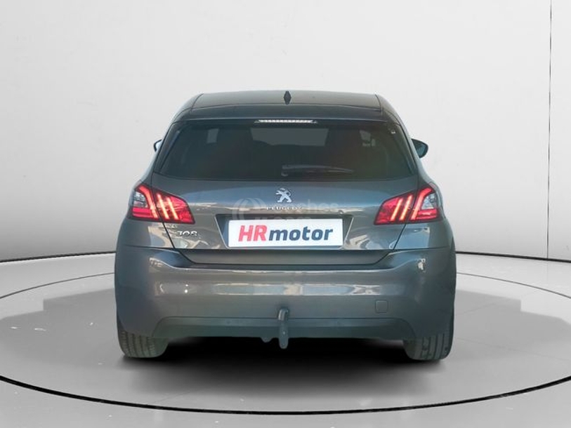 Foto del PEUGEOT 308 1.2 PureTech S&S Style 130