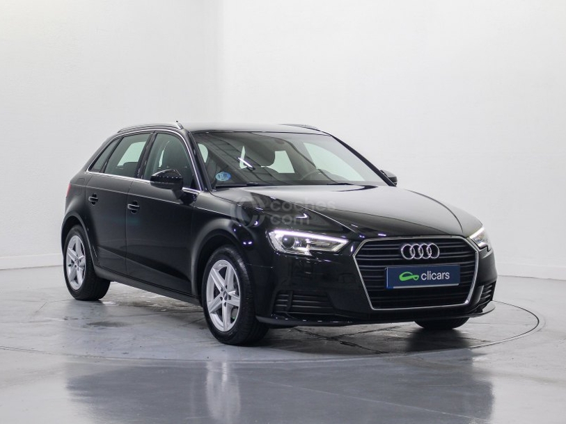 Foto del AUDI A3 Sportback 30 g-tron Design S tronic 96kW