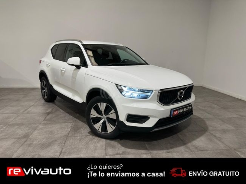 Foto del VOLVO XC40 T3 Momentum Pro Aut.