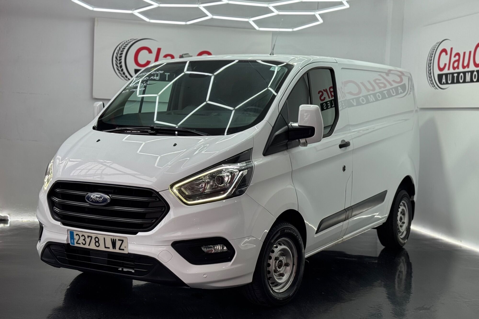 Foto del FORD Transit Custom FT 280 L1 Van Limited EcoBlue Hybrid 130