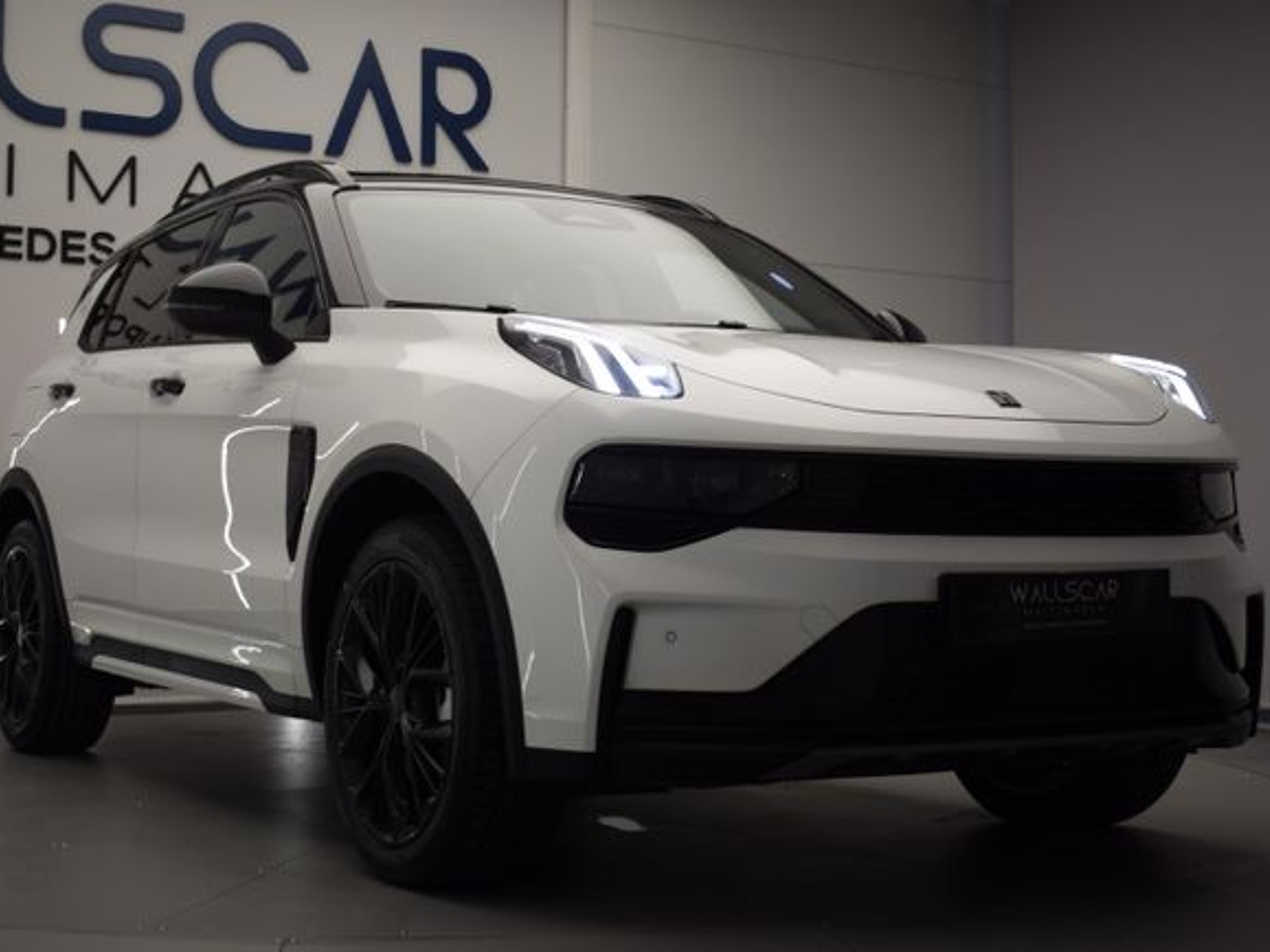 Imagen de LYNK & CO 01