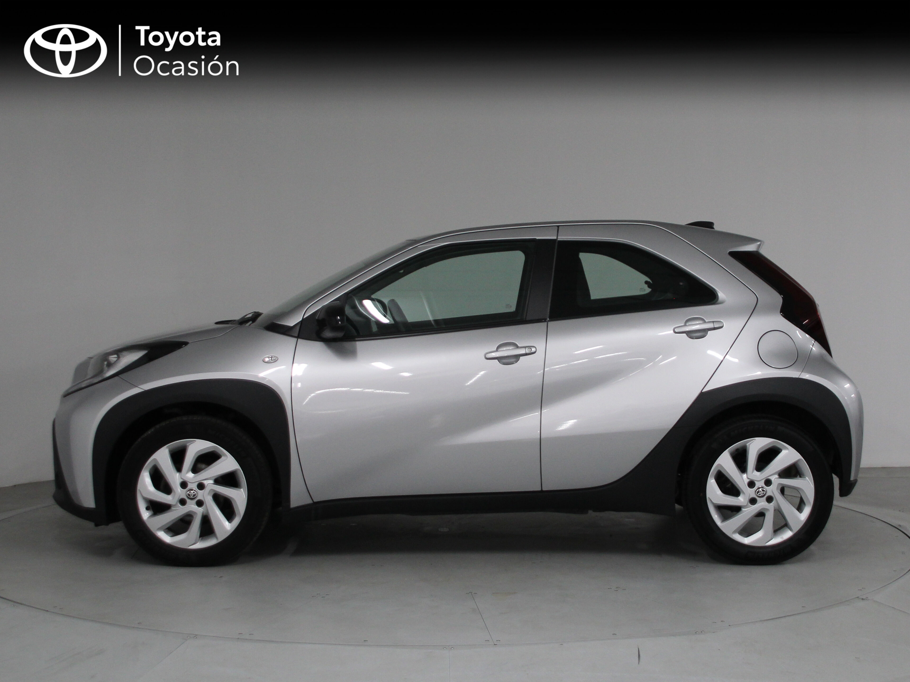 Foto del TOYOTA Aygo X Cross Play