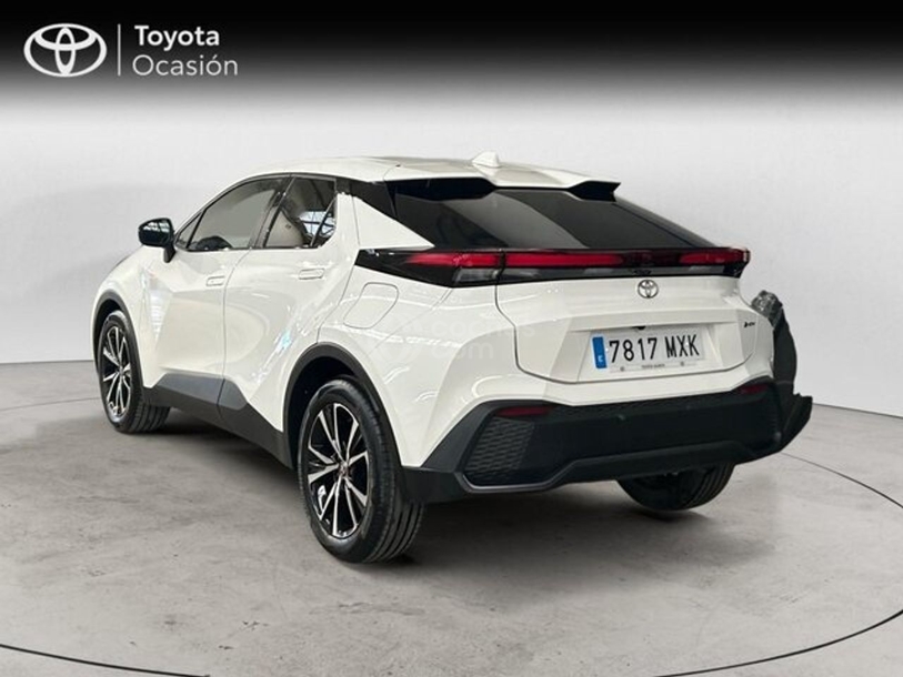 Foto del TOYOTA C-HR 140H Advance