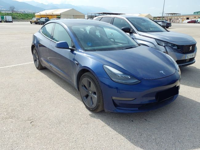 Foto del TESLA Model 3 Long-Range Dual Motor Performance AWD