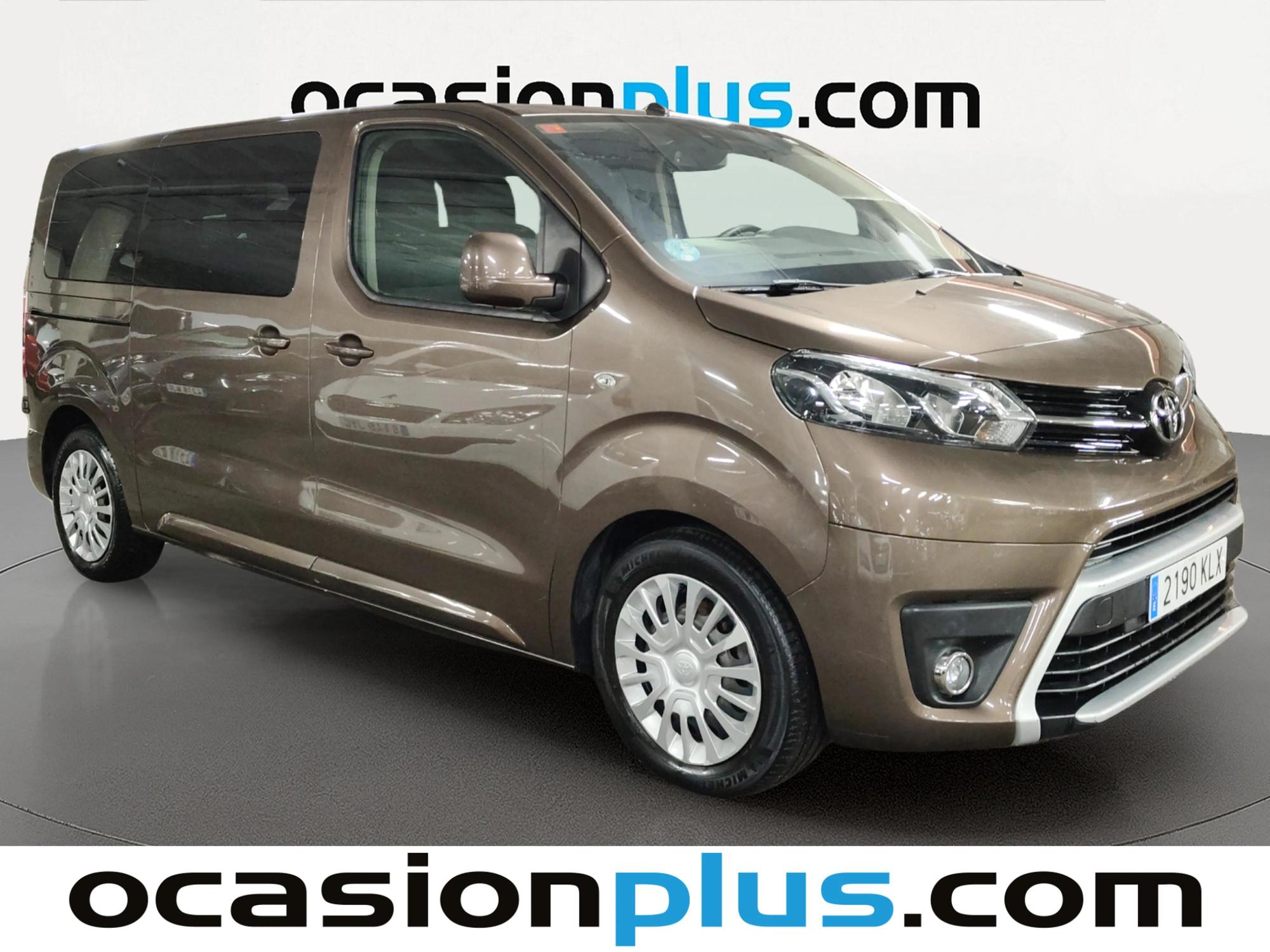 Foto del TOYOTA Proace Verso Shuttle Medio 2.0D 9pl. Active+ 1PL Aut. 180