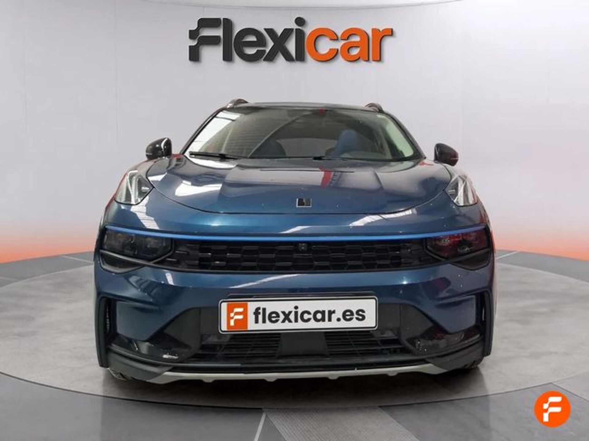 Imagen 2 de LYNK & CO 01