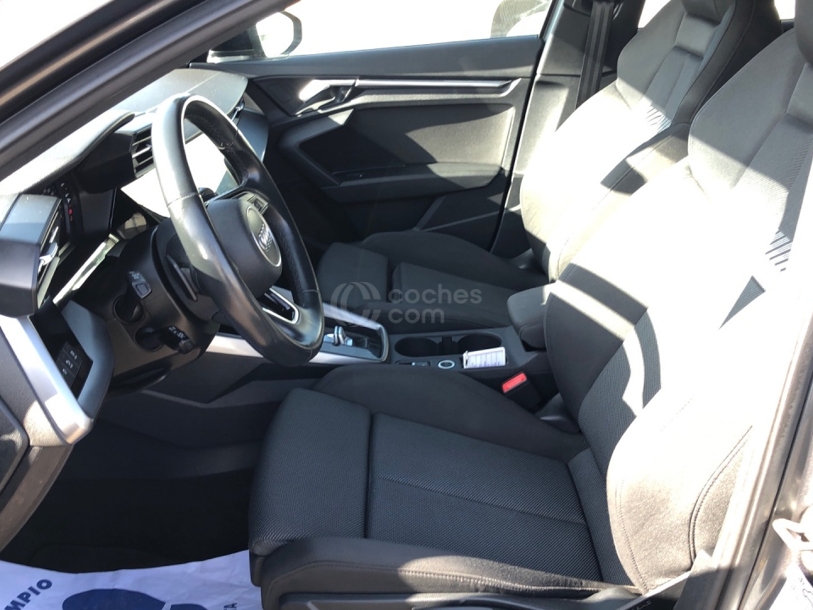 Foto del AUDI A3 Sportback 35 TFSI Black line