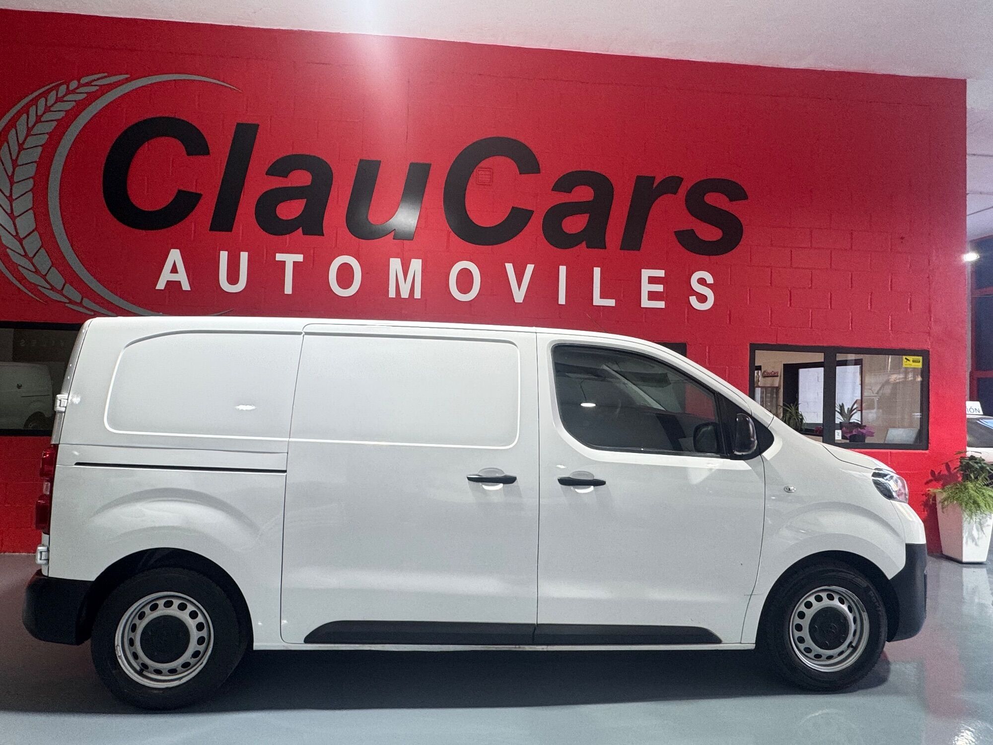 Foto del TOYOTA Proace Van Media L1 1.5D GX 100