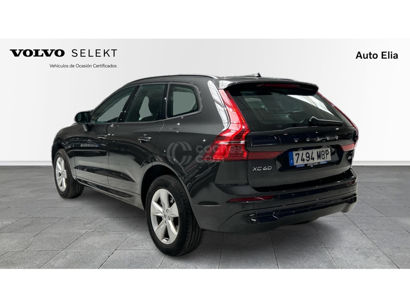 Foto del VOLVO XC60 B4 Essential FWD Aut.