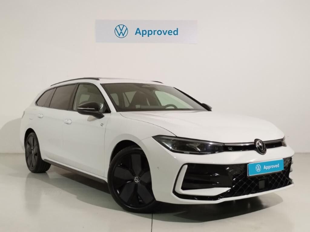 VOLKSWAGEN Passat (R-Line 2.0 TDI 110 kW (150 CV) DSG) en Barcelona