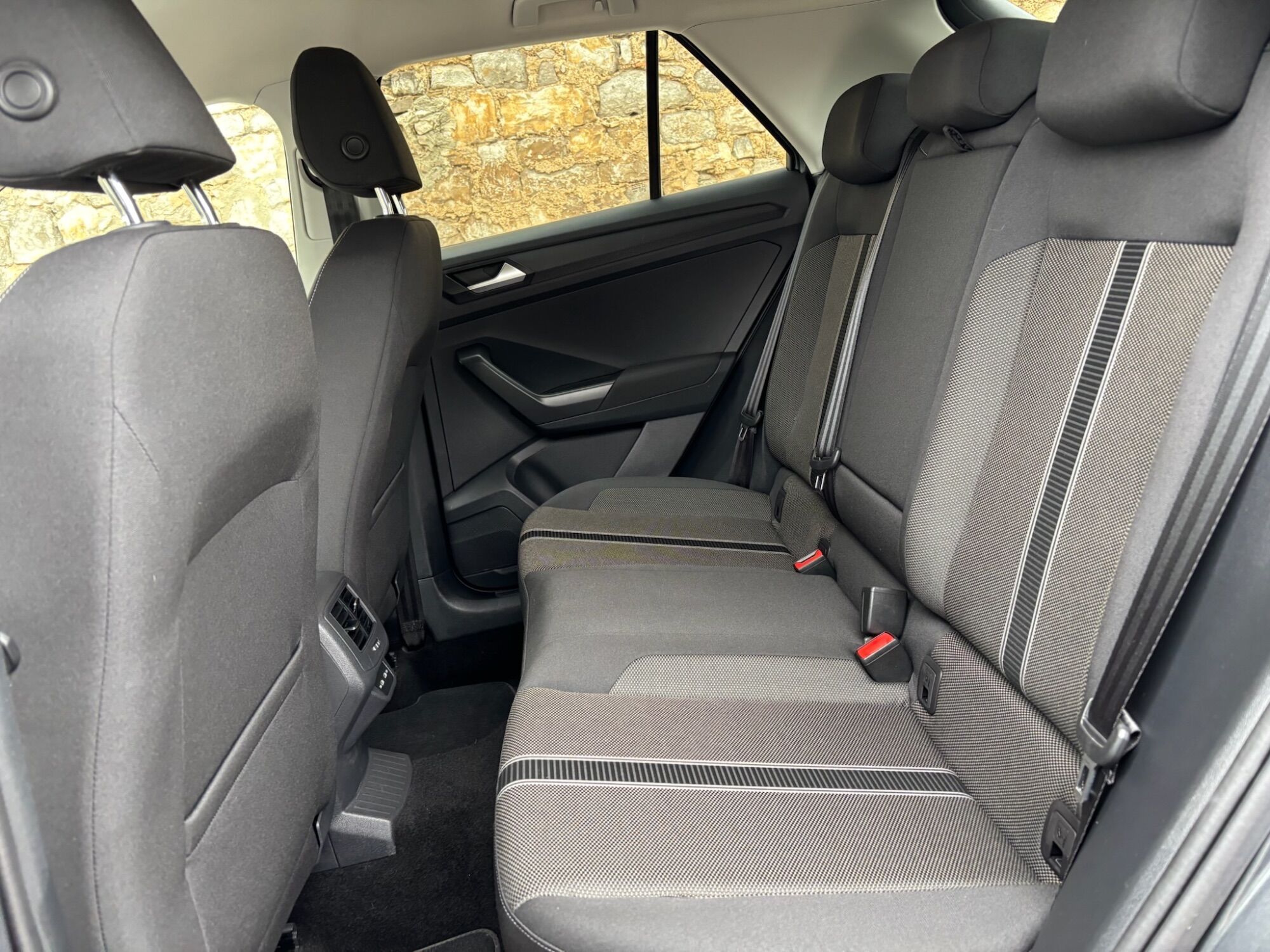 Foto del VOLKSWAGEN T-Roc 2.0TDI Advance DSG7