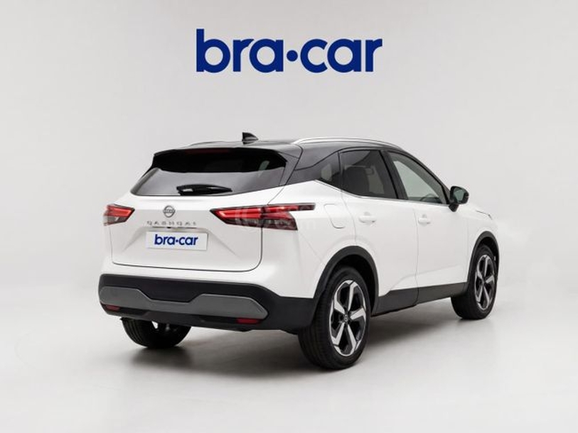 Foto del NISSAN Qashqai 1.3 DIG-T mHEV 12V N-Connecta 4x2 Aut. 116kW