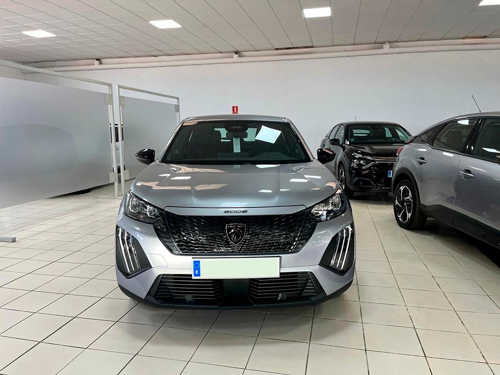 PEUGEOT 2008 (1.2 HYBRID 145 STYLE EDSC6 5P) en Badajoz