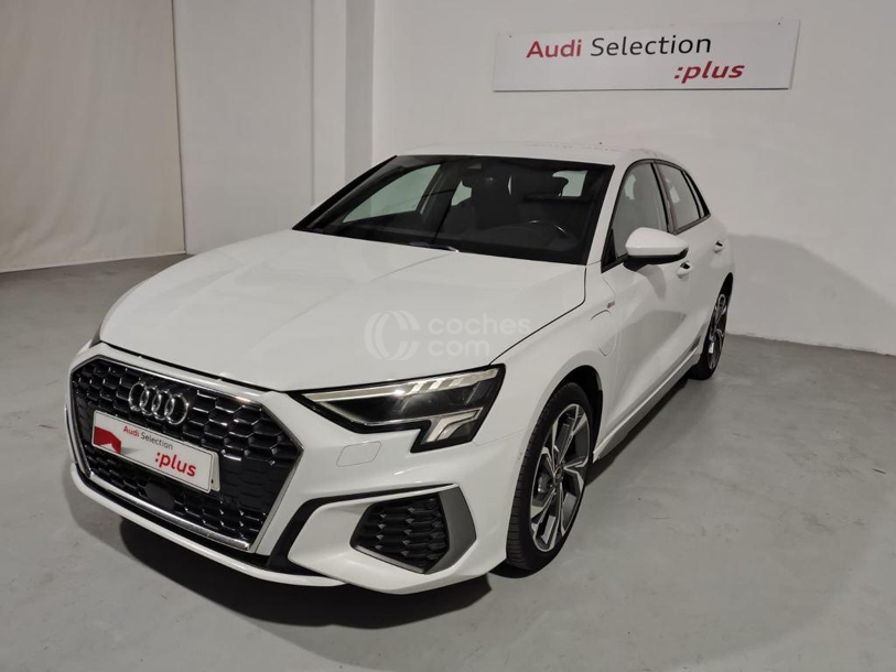 Foto del AUDI A3 Sportback 40 TFSIe S line S tronic