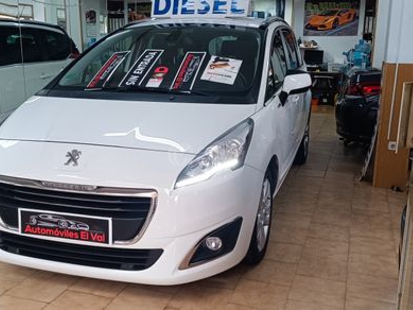 Foto del PEUGEOT 5008 1.6 BlueHDi Active 120