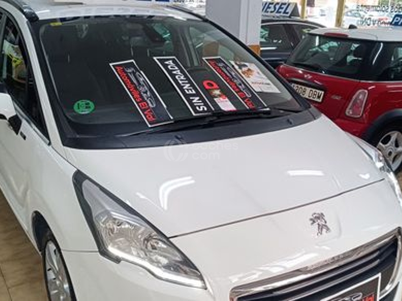 Foto del PEUGEOT 5008 1.6 BlueHDi Active 120