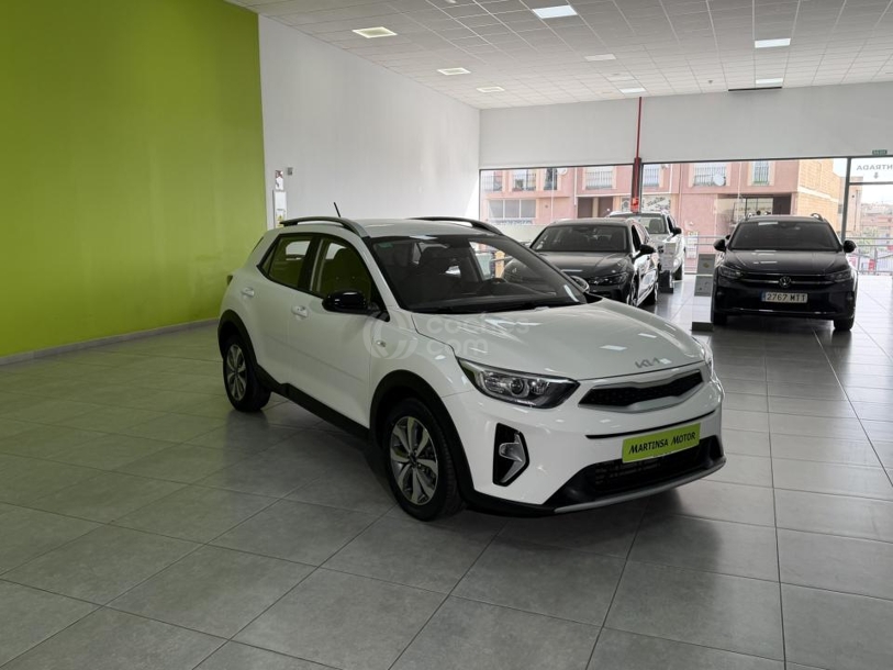 Foto del KIA Stonic 1.0 T-GDi MHEV Concept 100