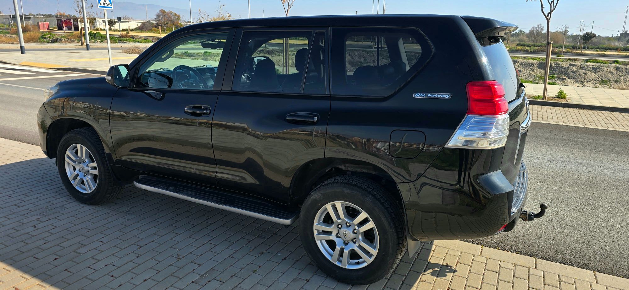 Foto del TOYOTA Land Cruiser D-4D Limited Aut.