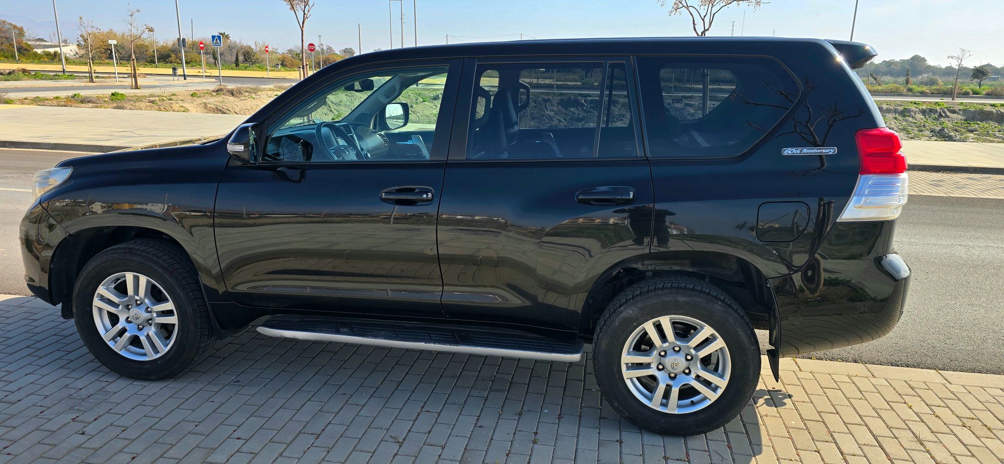 Foto del TOYOTA Land Cruiser D-4D Limited Aut.