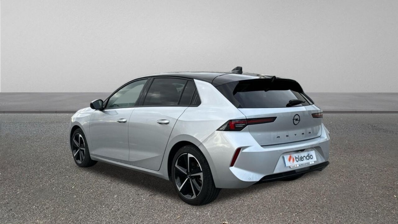 Foto del OPEL Astra 1.2T XHT S-S GS 130