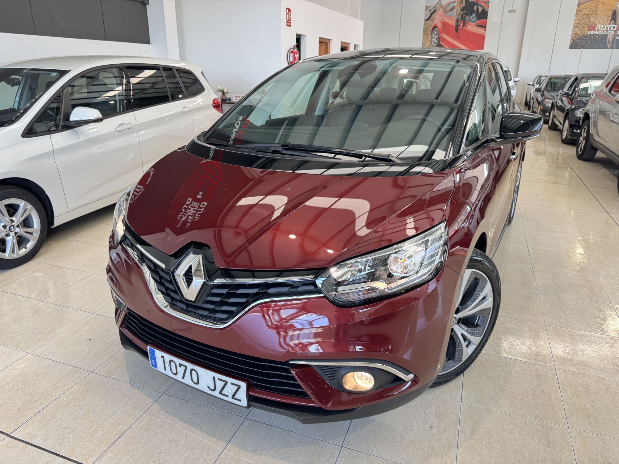 RENAULT Scénic (Scénic 1.2 TCe Energy Zen 96kW) en Málaga