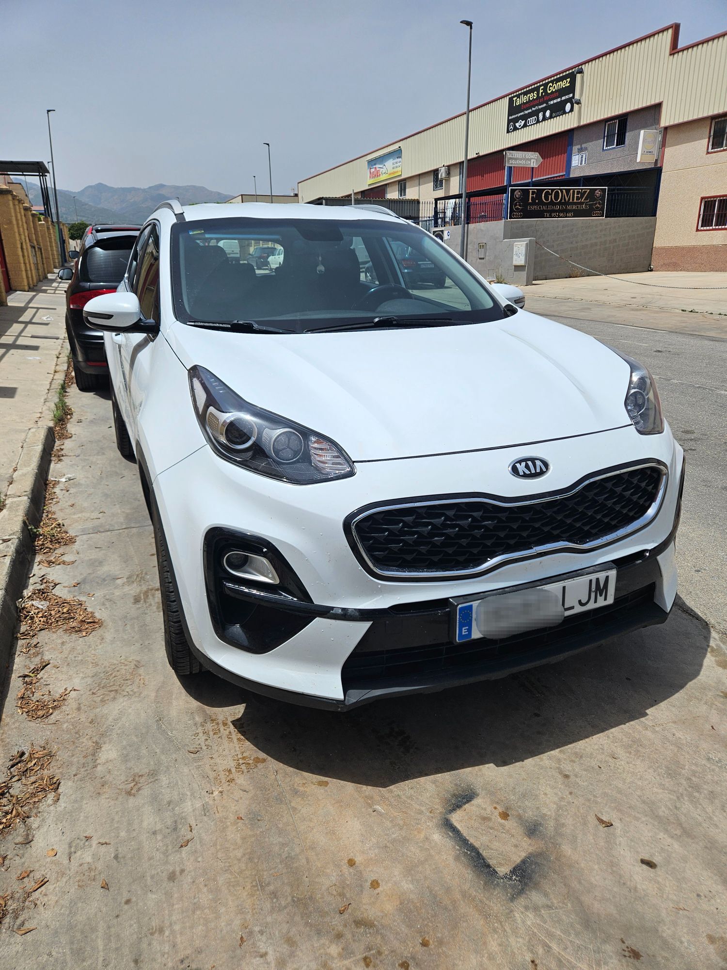 Foto del KIA Sportage 1.6 MHEV Business 4x4 136