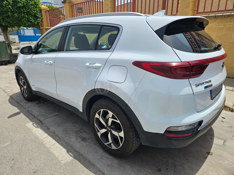 Foto del KIA Sportage 1.6 MHEV Business 4x4 136