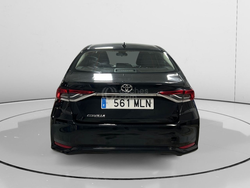 Foto del TOYOTA Corolla Sedán 140H Eco