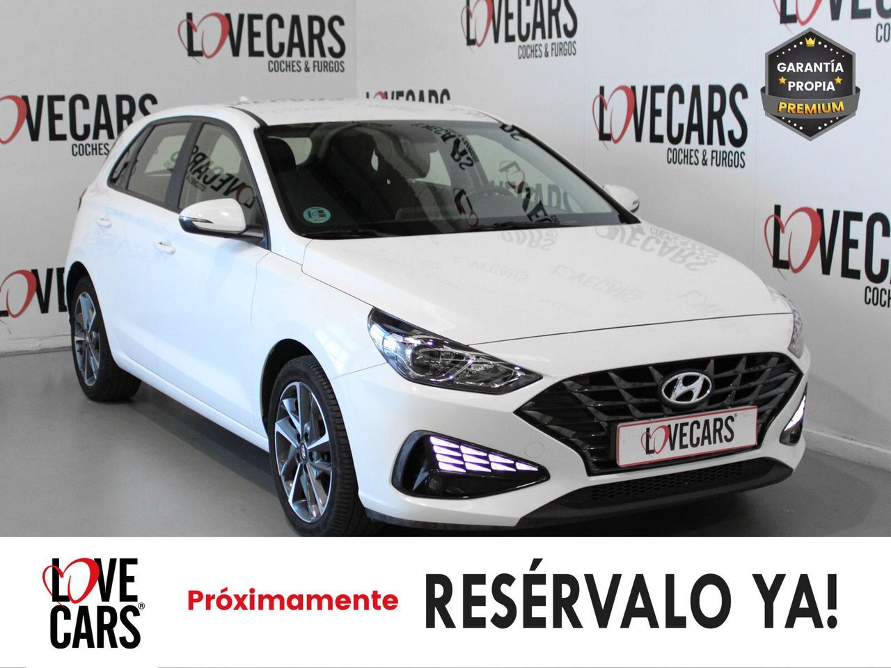 HYUNDAI i30 (1.5 DPI Klass SLX) en Pontevedra