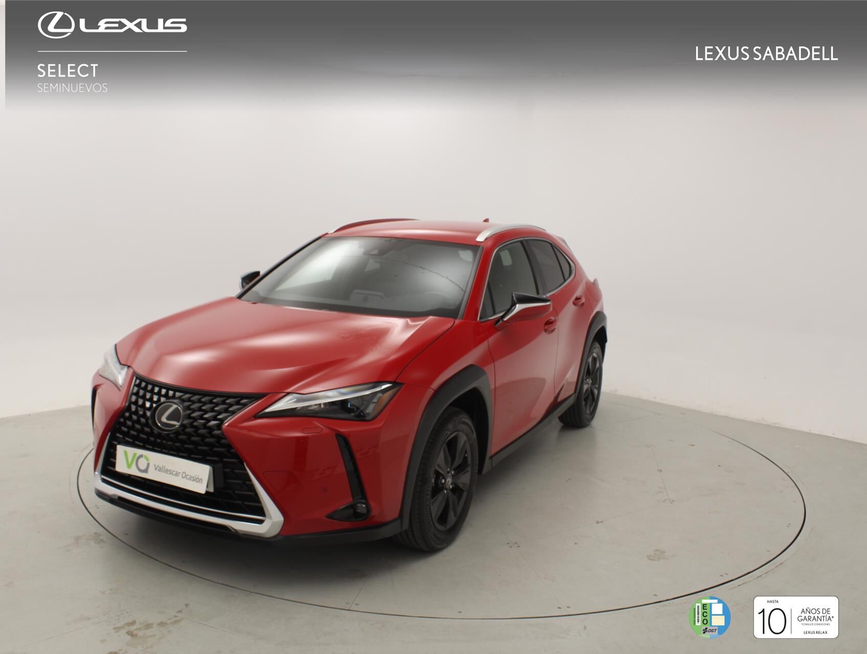 LEXUS UX (250H PREMIUM 2.0 HYBRID 184 CV AUTO 5P) en Barcelona