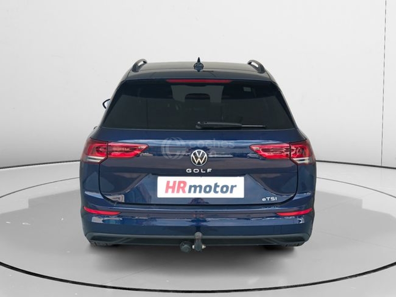 Foto del VOLKSWAGEN Golf Variant 1.0 eTSI Life DSG 81kW