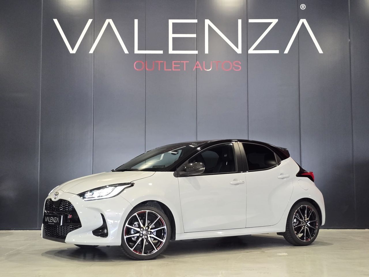 TOYOTA Yaris (GR SPORT PLUS) en Córdoba