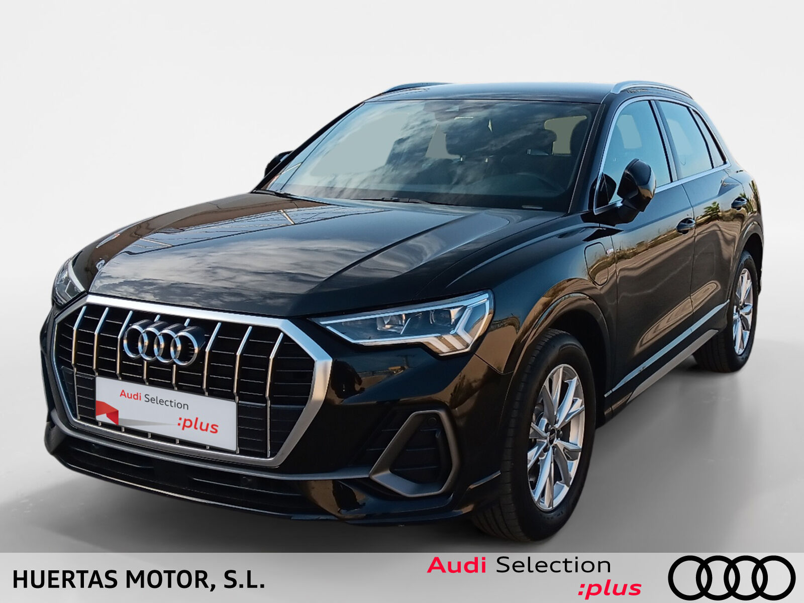 AUDI Q3 (TODOTERRENO 1.4 45 TFSI E S TRONIC S LINE 245 5P) en Murcia