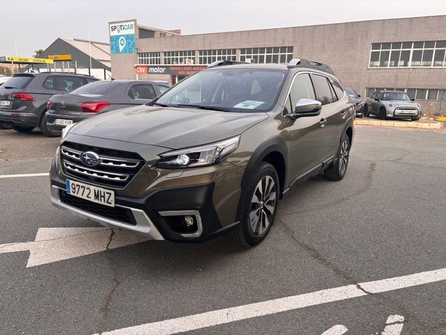Foto del SUBARU Outback 2.5i Executive Plus S Black Edition CVT
