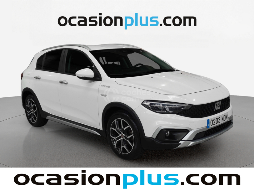 Foto del FIAT Tipo 1.5 Hybrid Cross DCT