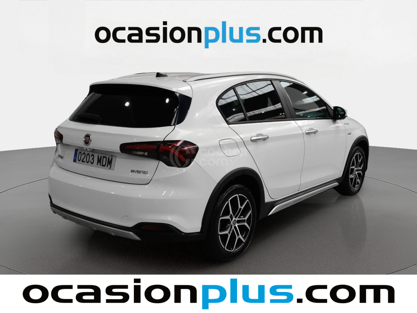 Foto del FIAT Tipo 1.5 Hybrid Cross DCT
